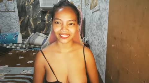 Snapshot of asian_janeth chatting on 02-24-26, 10:30 im janeth single mom online show from 02-24-26, 10:30