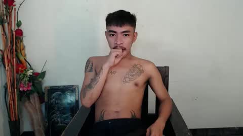 Snapshot of asian_kimxxx chatting on 01-06-26, 08:45 don online show from 01-06-26, 08:45