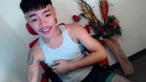 Snapshot of asian_kimxxx chatting on 04-19-26, 09:28 don online show from 04-19-26, 09:28