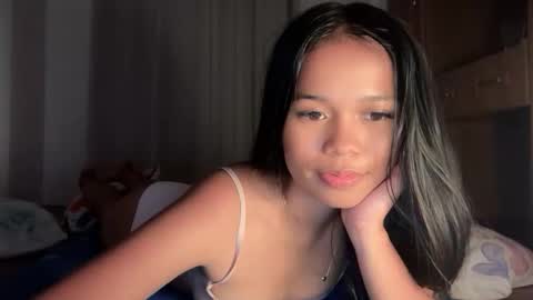 asian_mikyla online show from 11-04-25, 07:02