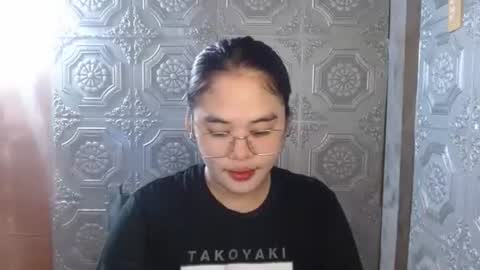 Snapshot of asian_nova chatting on 10-18-25, 07:42 asian_nova online show from 10-18-25, 07:42