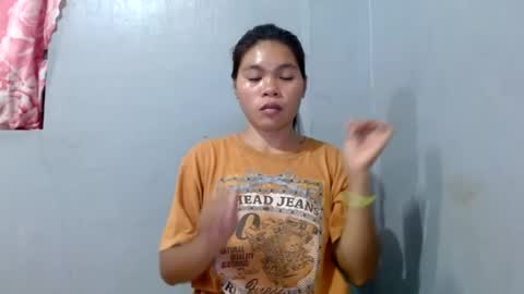 Snapshot of asian_novielyn19xxx chatting on 08-06-26, 12:51 asian_novielyn19xxx online show from 08-06-26, 12:51