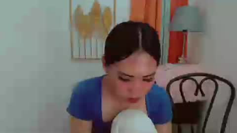 Snapshot of asian_pinay_oldlover chatting on 07-11-26, 12:57 Angel online show from 07-11-26, 12:57