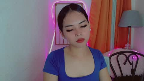 Snapshot of asian_pinay_oldlover chatting on 07-22-26, 10:12 Angel online show from 07-22-26, 10:12