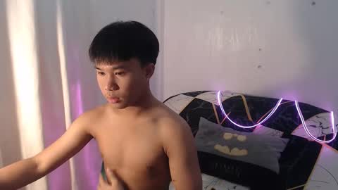 Snapshot of asian_prince_of_cock chatting on 09-22-25, 05:20 Prince online show from 09-22-25, 05:20