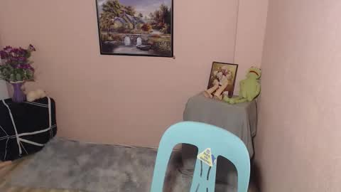 Snapshot of asian_prince_of_cock chatting on 10-27-25, 08:29 Prince online show from 10-27-25, 08:29