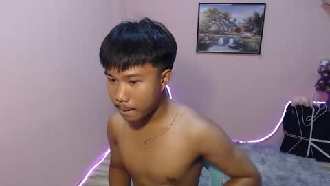 Snapshot of asian_prince_of_cock chatting on 11-05-25, 05:18 Prince online show from 11-05-25, 05:18