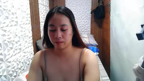 Trixie online show from 06-05-26, 06:31