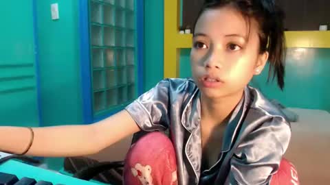 Snapshot of asian_slade chatting on 05-09-26, 01:05 asian_slade online show from 05-09-26, 01:05