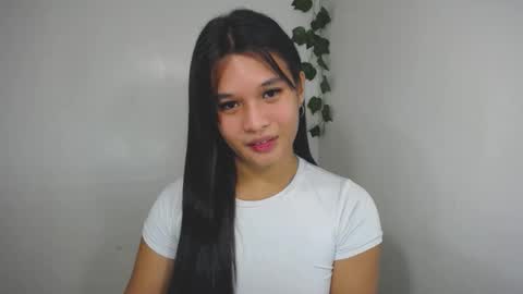 Yan online show from 11-20-25, 07:24