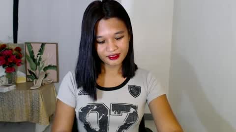 Yan online show from 06-18-26, 11:20