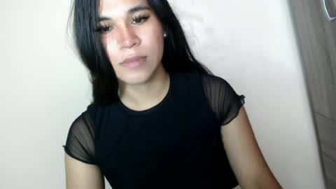 Snapshot of asianblk_barbiedoll chatting on 05-25-26, 02:06 asianblk_barbiedoll online show from 05-25-26, 02:06