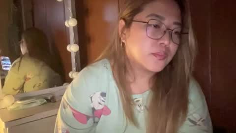 Snapshot of asianbunny10 chatting on 05-17-26, 03:08 Curvy online show from 05-17-26, 03:08