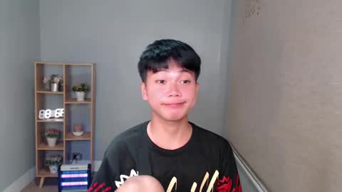   online show from 12-04-24, 12:03