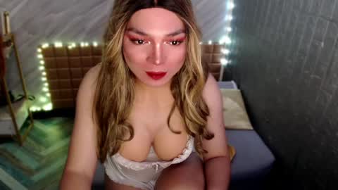 BELLA NOTCH online show from 04-05-26, 05:21