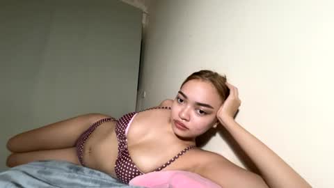 Snapshot of asianelara15 chatting on 07-30-26, 02:54 asianelara15 online show from 07-30-26, 02:54