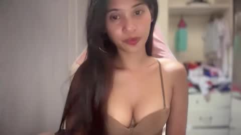 Snapshot of asianfuckdolljai chatting on 02-21-26, 05:19 asianfuckdolljai online show from 02-21-26, 05:19