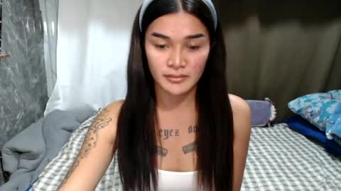 Snapshot of asiangirl_rhian chatting on 06-16-26, 07:44 goddes rhian online show from 06-16-26, 07:44