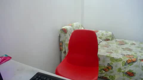 Snapshot of asianhot_babe chatting on 11-10-25, 11:48 Melody online show from 11-10-25, 11:48