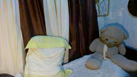 Nico online show from 01-10-26, 05:26