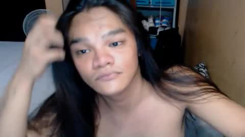 Snapshot of asianhotforyou1 chatting on 10-15-25, 10:04 BELLE online show from 10-15-25, 10:04