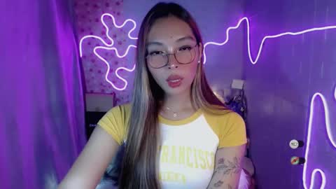 Snapshot of asianhottiesttamira chatting on 05-21-26, 05:53 HI IM TAMIRA LOOKING FOR SERIOUS RELATIONSHIP online show from 05-21-26, 05:53