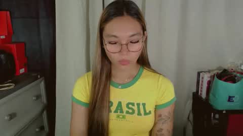 Snapshot of asianhottiesttamira chatting on 05-26-26, 05:58 HI IM TAMIRA LOOKING FOR SERIOUS RELATIONSHIP online show from 05-26-26, 05:58