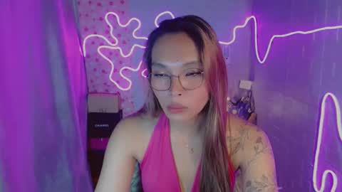 Snapshot of asianhottiesttamira chatting on 05-28-26, 05:10 HI IM TAMIRA LOOKING FOR SERIOUS RELATIONSHIP online show from 05-28-26, 05:10