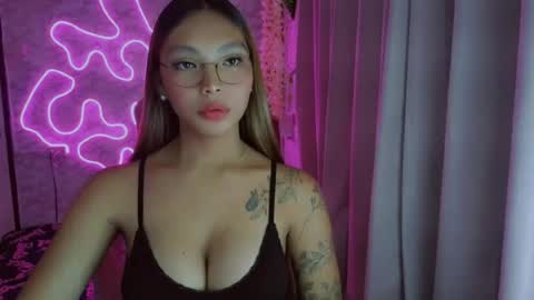 Snapshot of asianhottiesttamira chatting on 07-20-26, 06:49 HI IM TAMIRA LOOKING FOR SERIOUS RELATIONSHIP online show from 07-20-26, 06:49