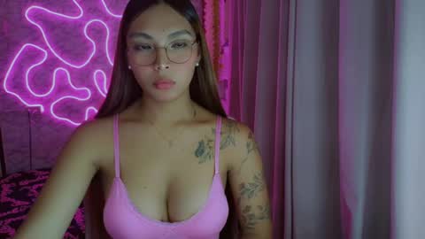 Snapshot of asianhottiesttamira chatting on 07-24-26, 12:14 HI IM TAMIRA LOOKING FOR SERIOUS RELATIONSHIP online show from 07-24-26, 12:14