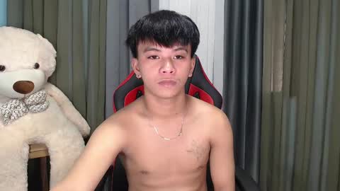 Snapshot of asianhunk_zam chatting on 01-06-25, 04:58 Zam online show from 01-06-25, 04:58