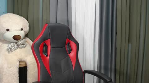 Snapshot of asianhunk_zam chatting on 01-09-25, 11:47 Zam online show from 01-09-25, 11:47