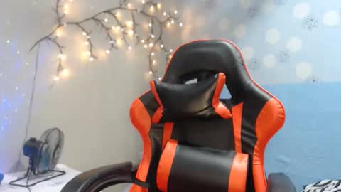 AMARA online show from 11-16-25, 01:17