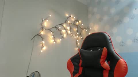 AMARA online show from 01-11-26, 01:27