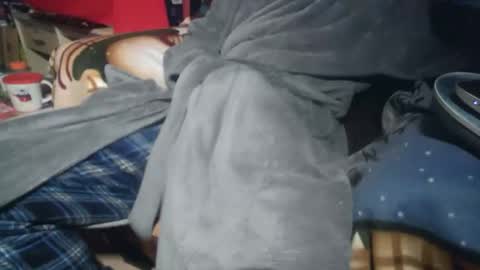 Snapshot of asianlooker chatting on 12-22-24, 12:07 John online show from 12-22-24, 12:07