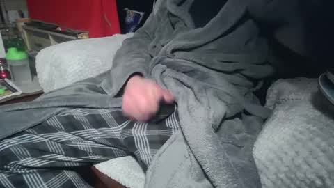 Snapshot of asianlooker chatting on 02-19-25, 08:41 John online show from 02-19-25, 08:41
