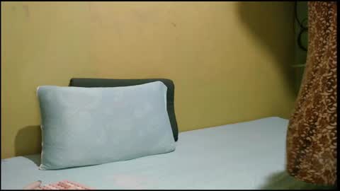 Mhay online show from 12-26-24, 06:43