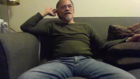 Snapshot of asianmixedman chatting on 02-12-26, 03:34 Asian Mixed Man online show from 02-12-26, 03:34