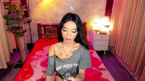 Snapshot of asianprettypetite chatting on 11-21-25, 04:16 CHESKA online show from 11-21-25, 04:16