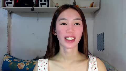Snapshot of asianqt19 chatting on 05-14-26, 05:47 J A D E online show from 05-14-26, 05:47