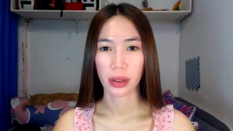 Snapshot of asianqt19 chatting on 05-27-26, 09:17 J A D E online show from 05-27-26, 09:17