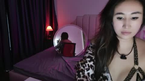 Snapshot of asianqueen777ohmi chatting on 06-06-26, 02:16 Rose Mingna online show from 06-06-26, 02:16