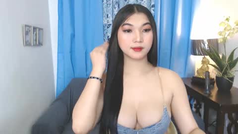 Snapshot of asiansexxy_wildtrans chatting on 03-05-25, 12:49 Nina online show from 03-05-25, 12:49