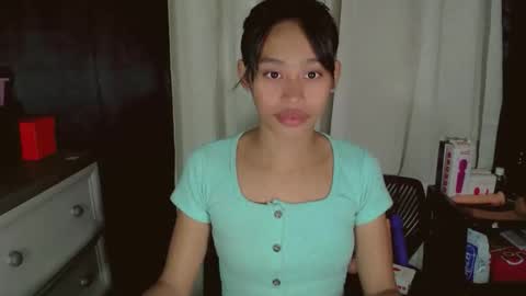 kisses online show from 02-21-26, 09:43