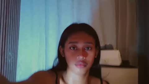 Snapshot of asiantreasures chatting on 06-06-26, 04:23 kisses online show from 06-06-26, 04:23
