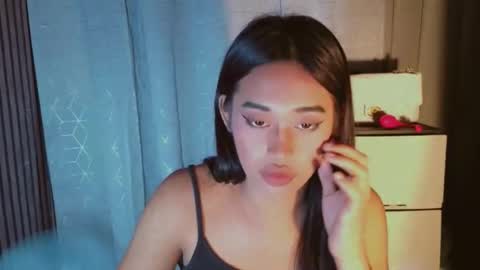 Snapshot of asiantreasures chatting on 06-10-26, 10:08 kisses online show from 06-10-26, 10:08