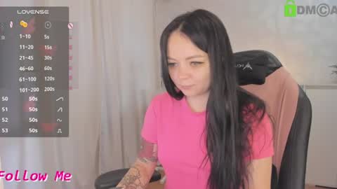 Snapshot of asima_ chatting on 06-22-26, 09:39 Asima online show from 06-22-26, 09:39