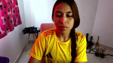 Snapshot of asiri_smith chatting on 07-03-26, 03:07 Asiri online show from 07-03-26, 03:07