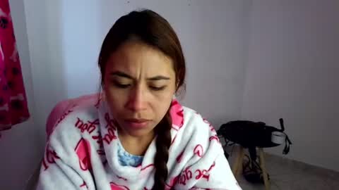 Snapshot of asiri_smith chatting on 07-28-26, 11:17 Asiri online show from 07-28-26, 11:17