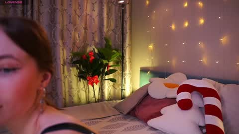 Audrey online show from 01-03-25, 01:47